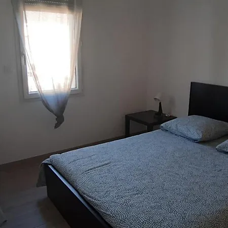 Maison Neuve Hébergement de vacances *
